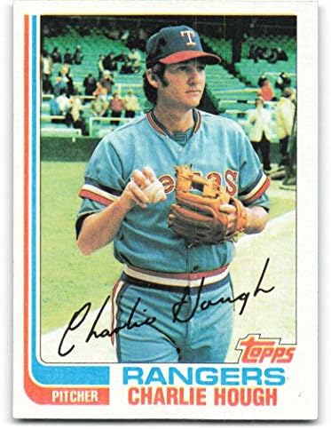 1982 Topps Beyzbol 718 Charlie Hough Texas Rangers Resmi MLB Ticaret Kartı Ham (ESKİ veya Daha iyi) Durumda